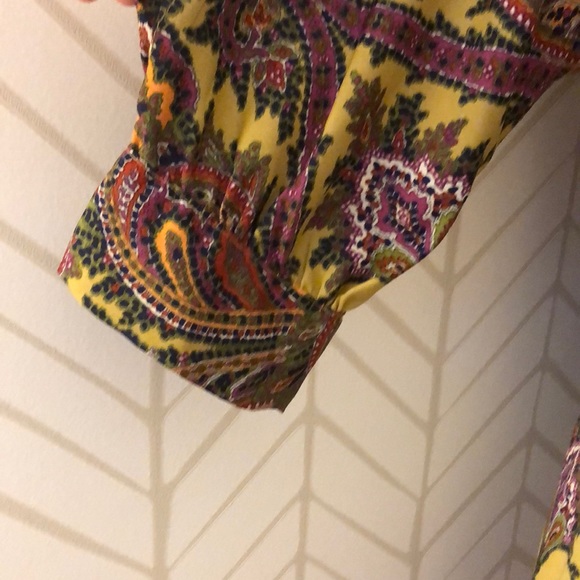 Woman’s paisley Dress with cutout detail - Picture 3 of 6